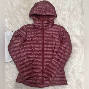 Lululemon pack it down jacket sz 6